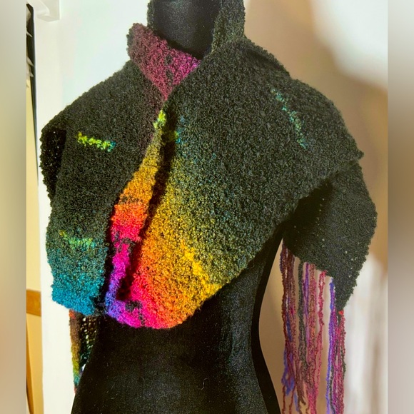 Private Label Accessories - NEW Boutique Vibrant Hand-Knitted Scarf with Tasseled Fringe, Multicolored